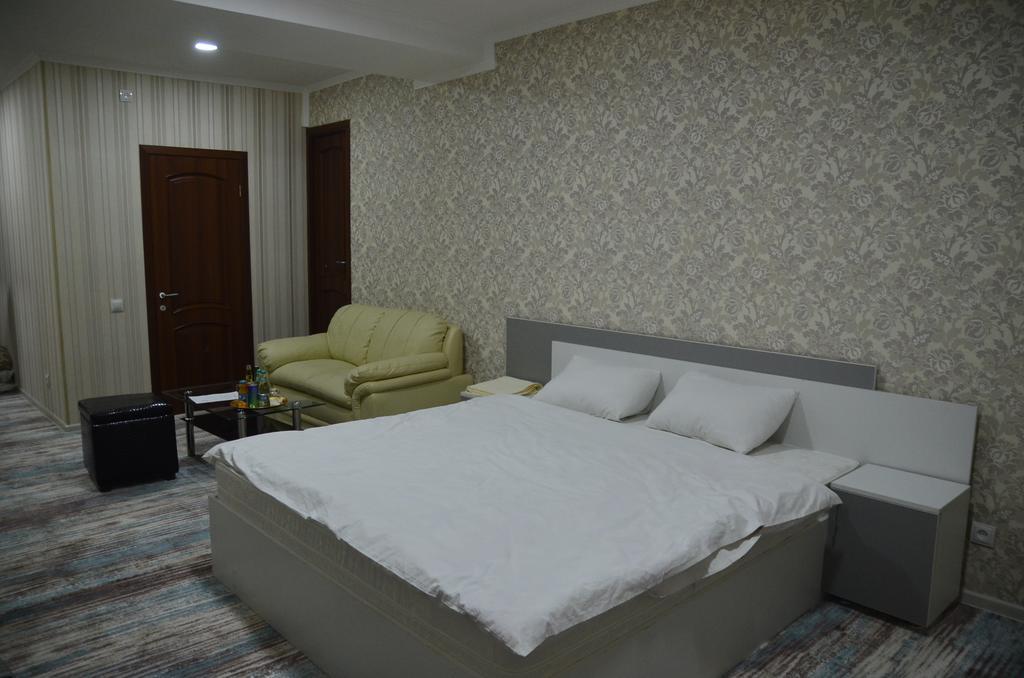 Dream Hotel Chişinău Extérieur photo