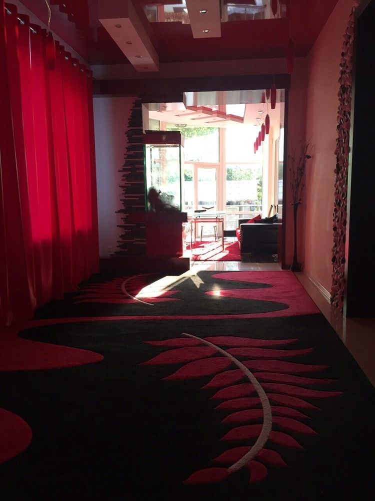 Dream Hotel Chişinău Extérieur photo